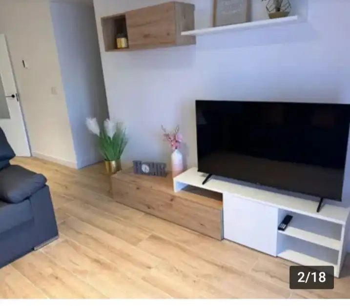 Living room of Flat for rent in Granada  with Air Conditioner, Heating and Private garden