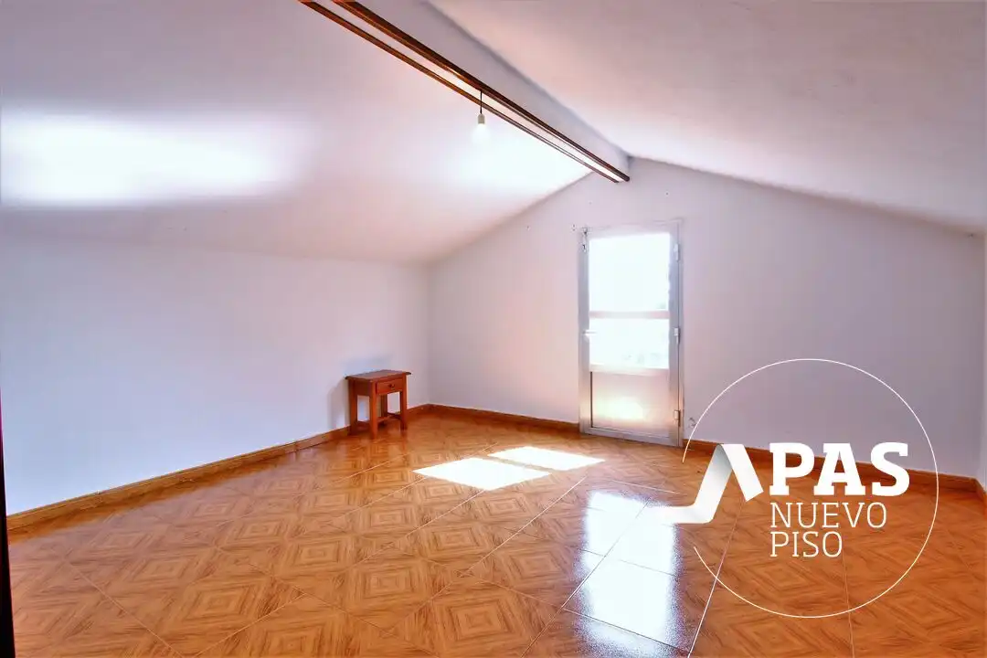 Habitación de Casa o chalet en venta en Riotuerto con Calefacción, Jardín privado y Terraza