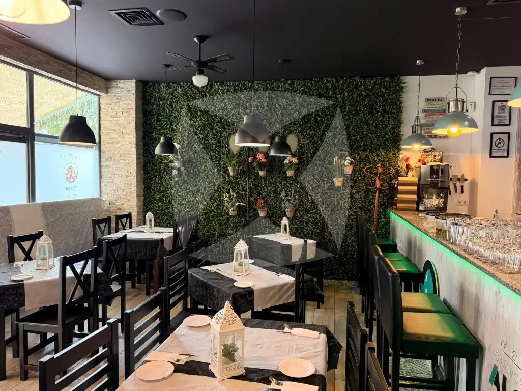 Dining room of Commercial properties for sale in Badajoz  with Air Conditioner
