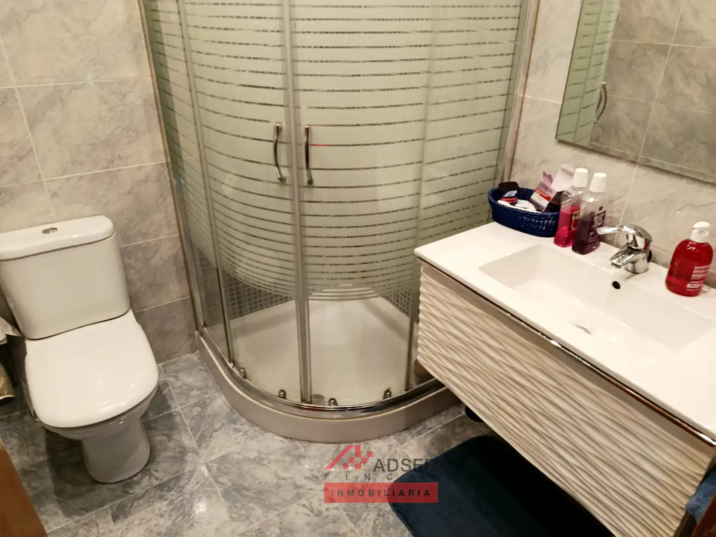 Bathroom of Detached homes for sale in Entrena  with Heating, Parquet flooring and Terrace