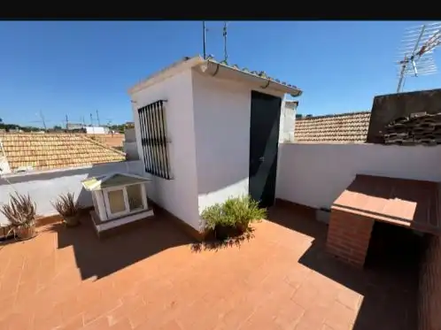 House with garden for sale in Calle hermano faustino 7, imagen 8