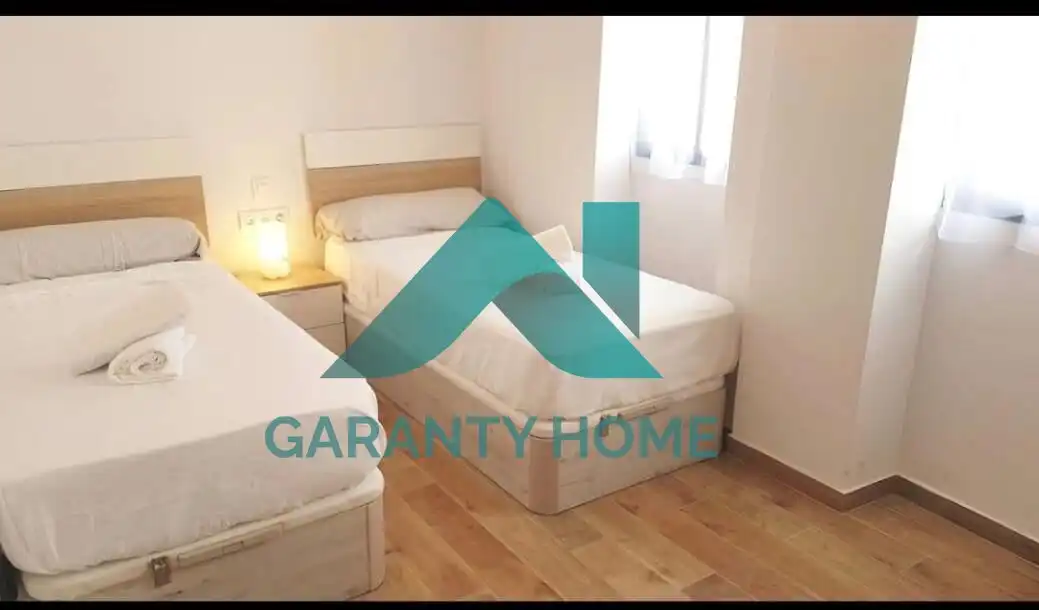 Dormitori de Apartament en venda en Cáceres amb Aire condicionat, Calefacció i Traster