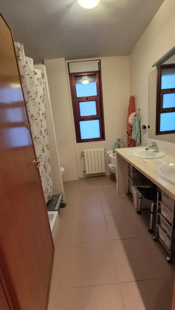 Bany de Casa o xalet en venda en Badajoz amb Aire condicionat, Calefacció i Terrassa