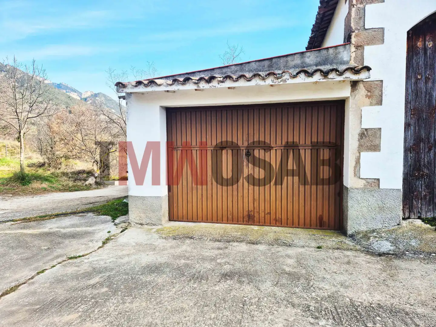Vista exterior de Finca rústica en venda en Berga amb Jardí privat, Terrassa i Balcó