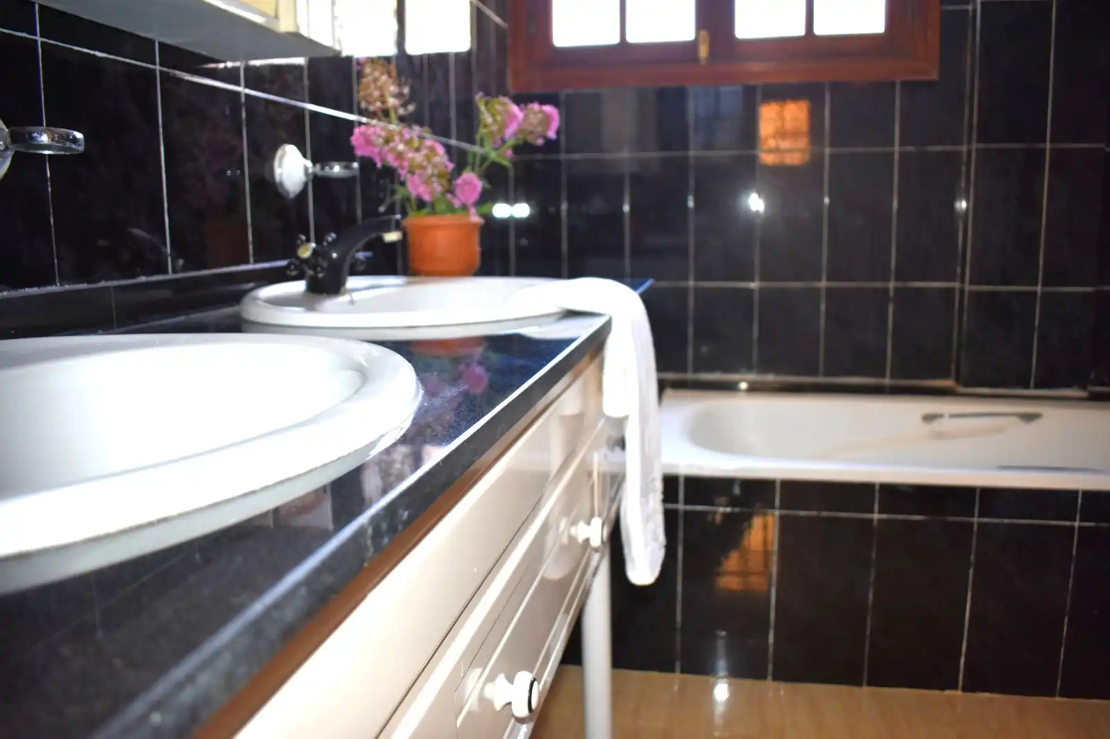 Bany de Casa o xalet en venda en Las Palmas de Gran Canaria amb Jardí privat, Terrassa i Balcó