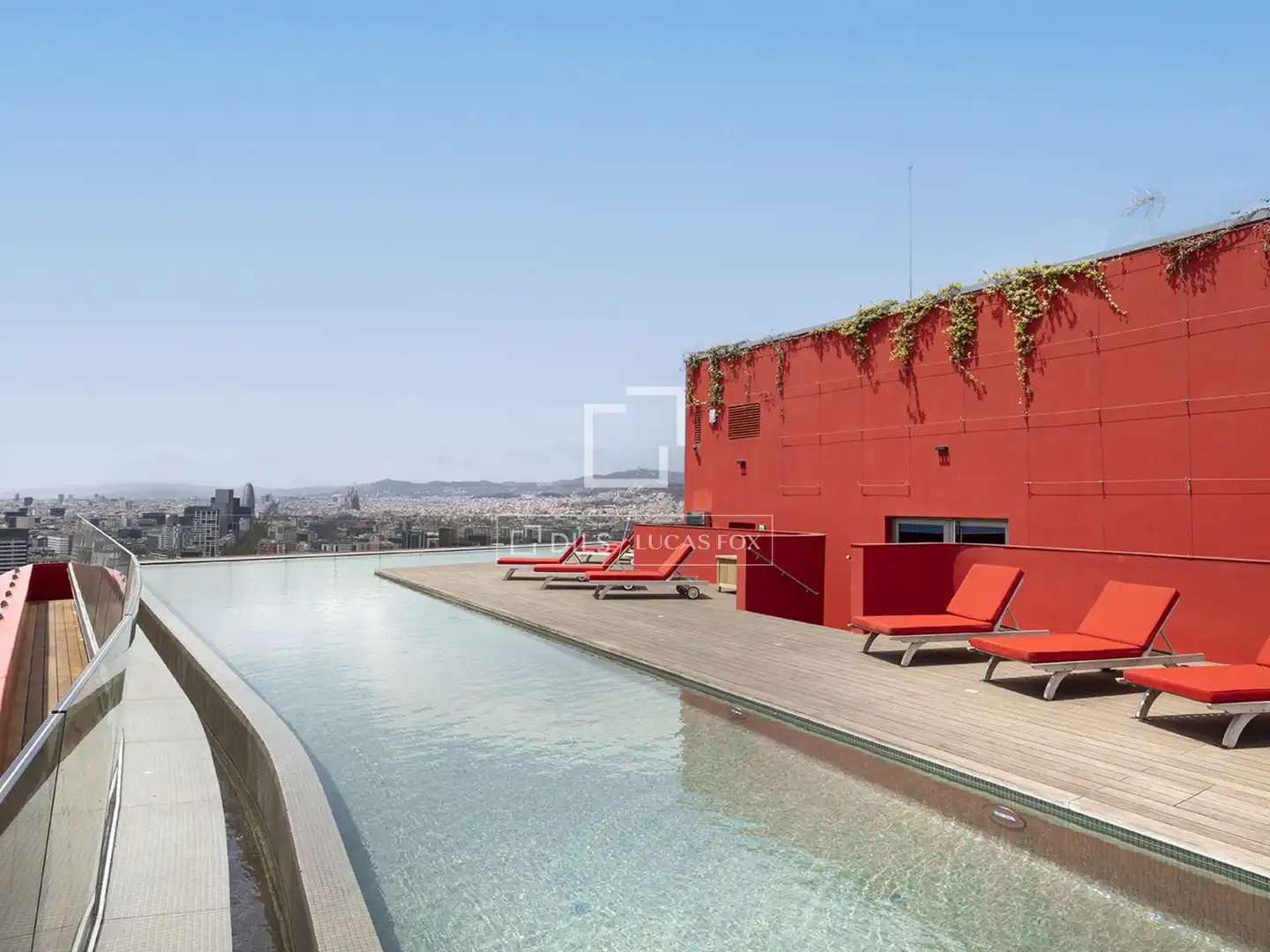 Piscina de Piso de alquiler en Barcelona con Aire acondicionado, Calefacción y Terraza