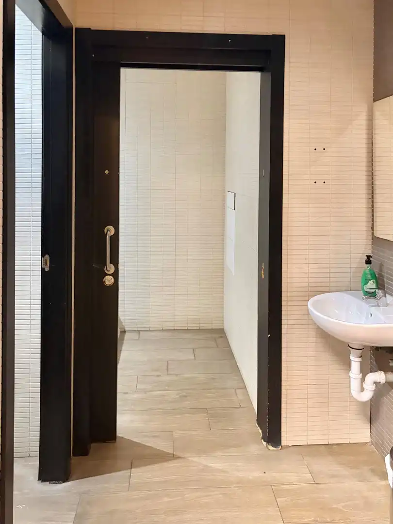 Bathroom of Commercial properties for rent in Casco Urbano