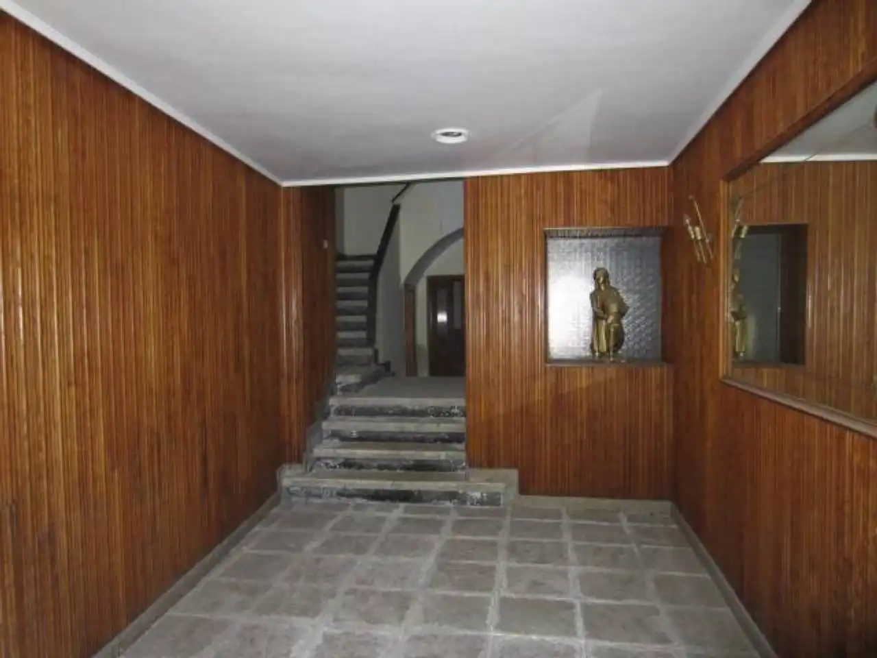 Gemischtgenutztes Gebäude zum Verkauf in Calle VELAYOS, imagen 11
