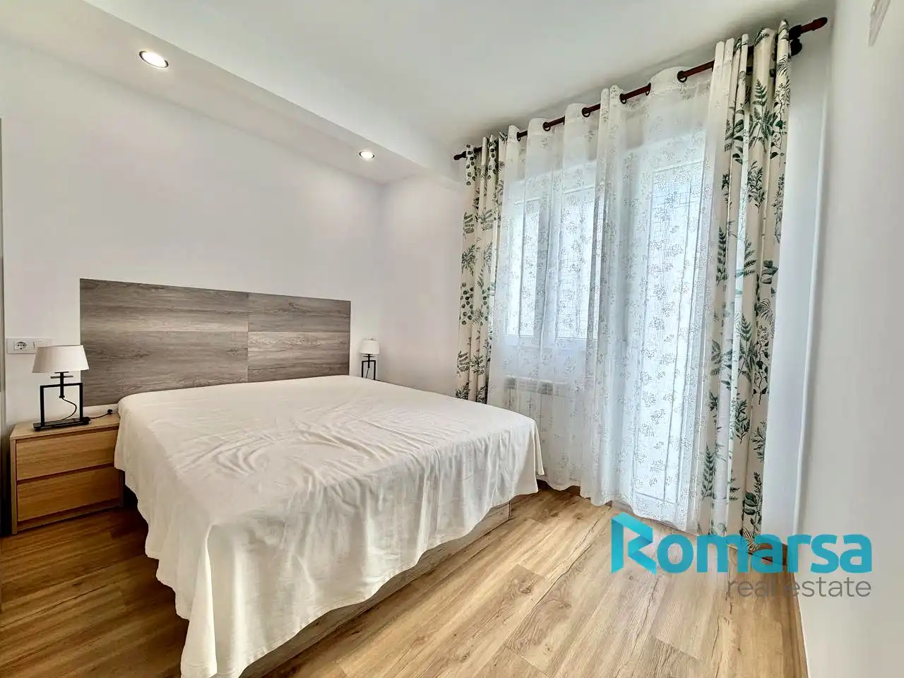 Bedroom of Flat for sale in Ávila  with Heating, Terrace and Furnished