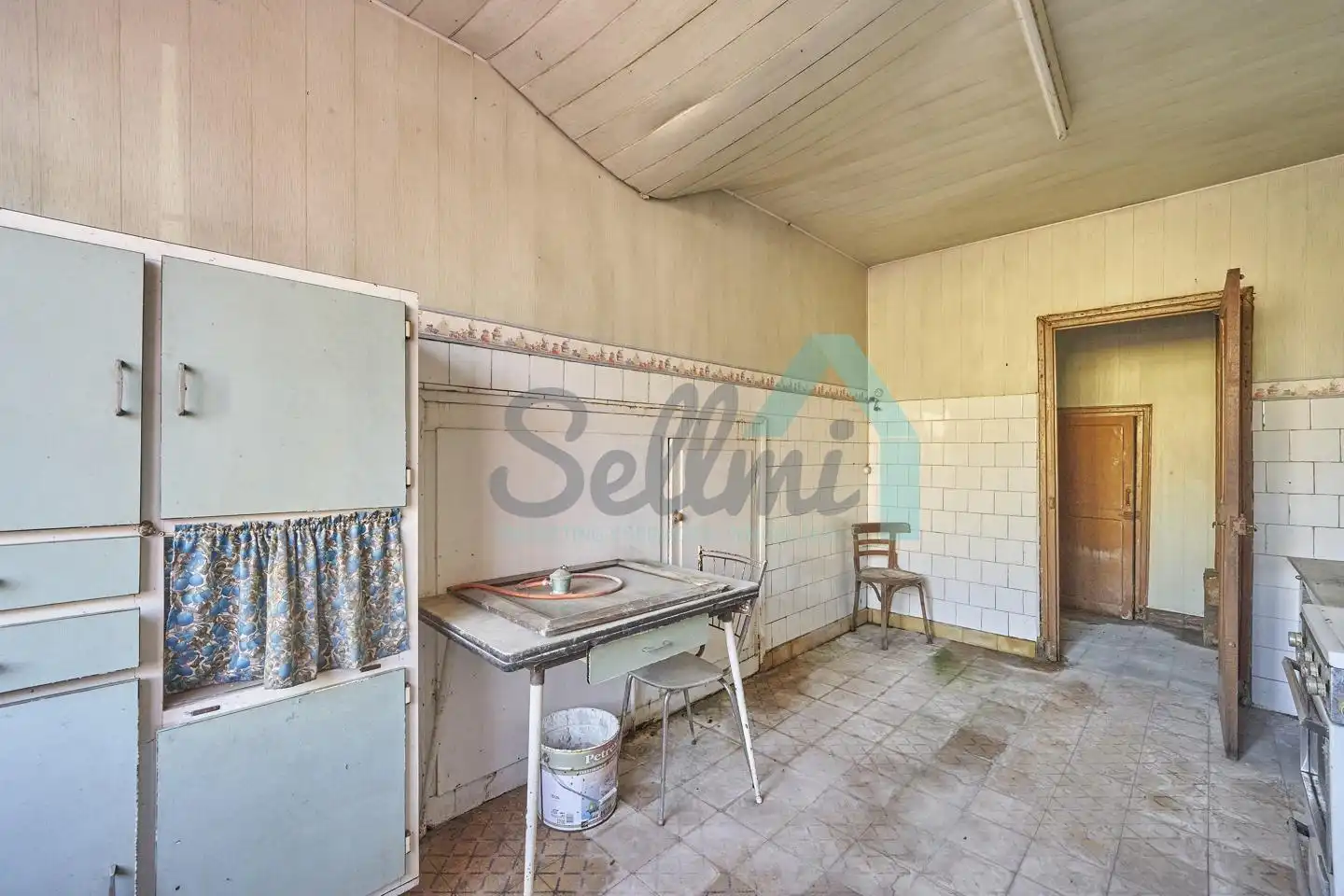 Cocina de Casa o chalet en venta en Belmonte de Miranda con Jardín privado, Parquet y Terraza