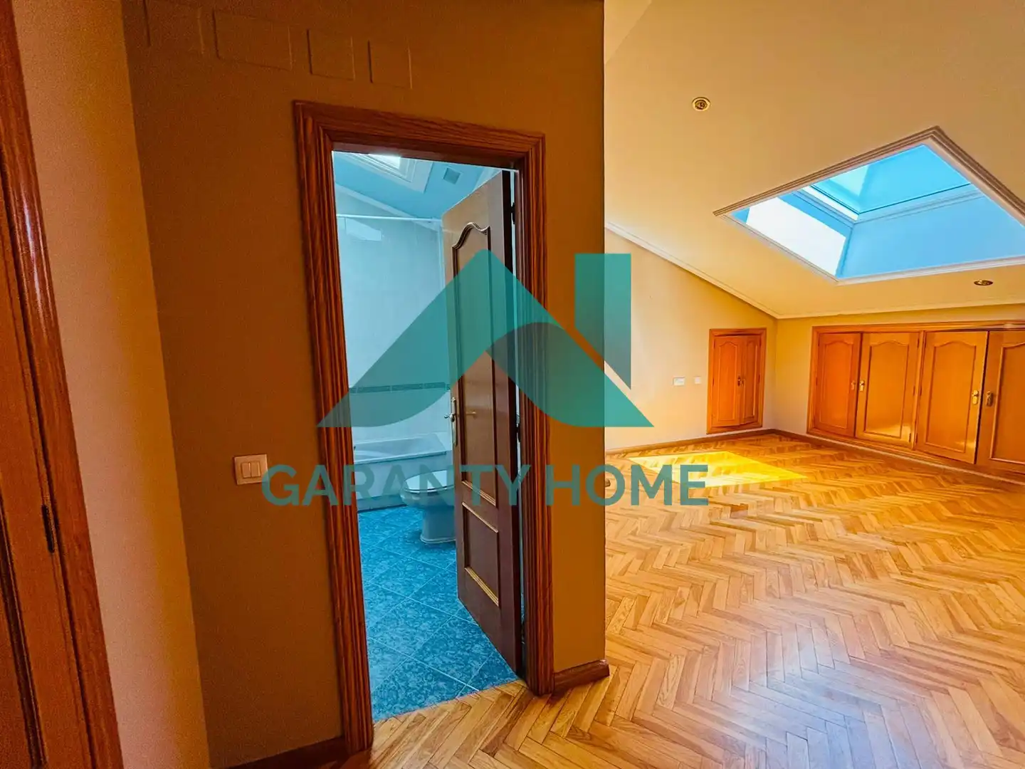 Dúplex de alquiler en Cáceres con Aire acondicionado, Calefacción y Parquet