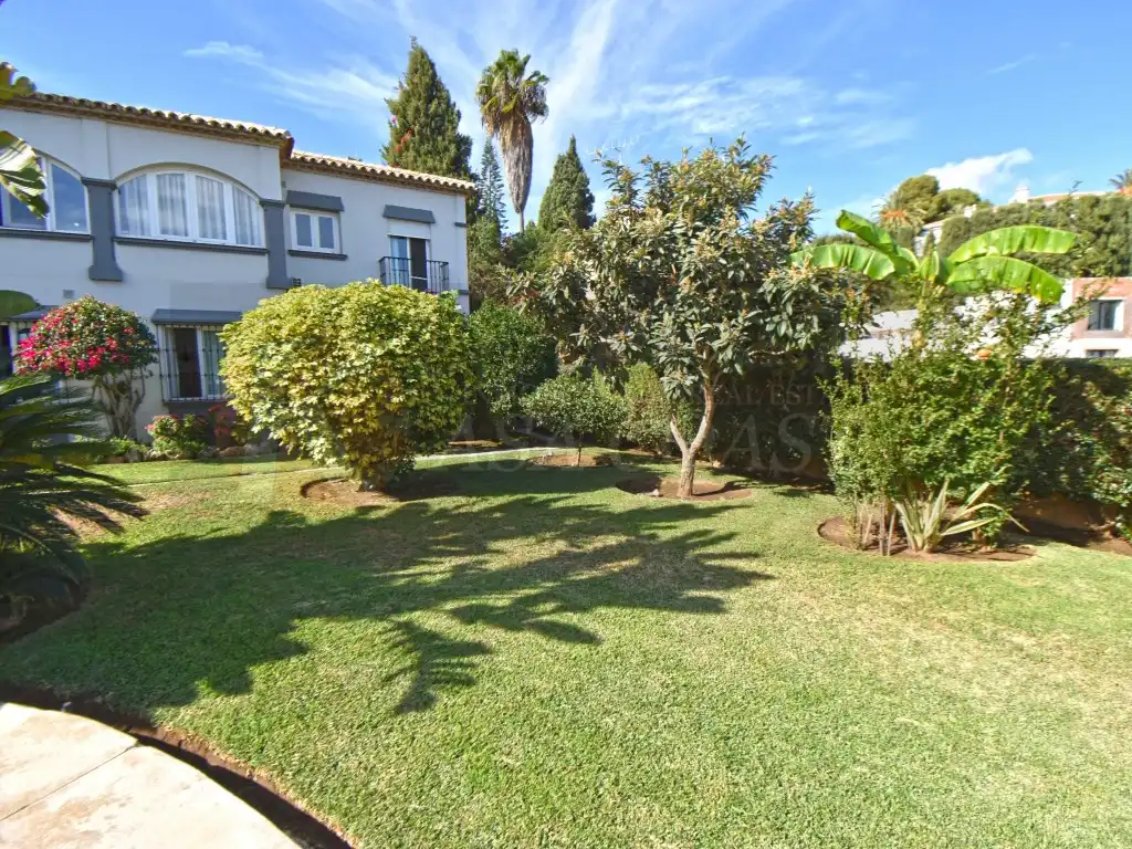 Jardí de Casa o xalet en venda en Mijas amb Aire condicionat, Jardí privat i Terrassa