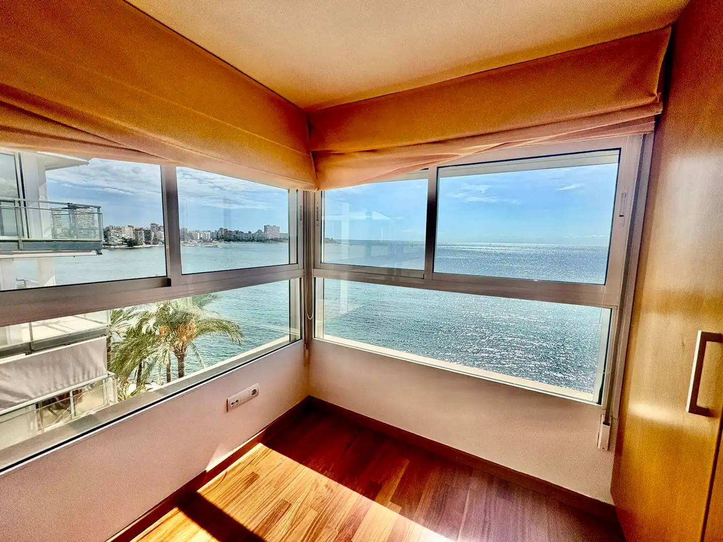 Piso con ascensor en venta en Carrer Sol Naixent, imagen 16
