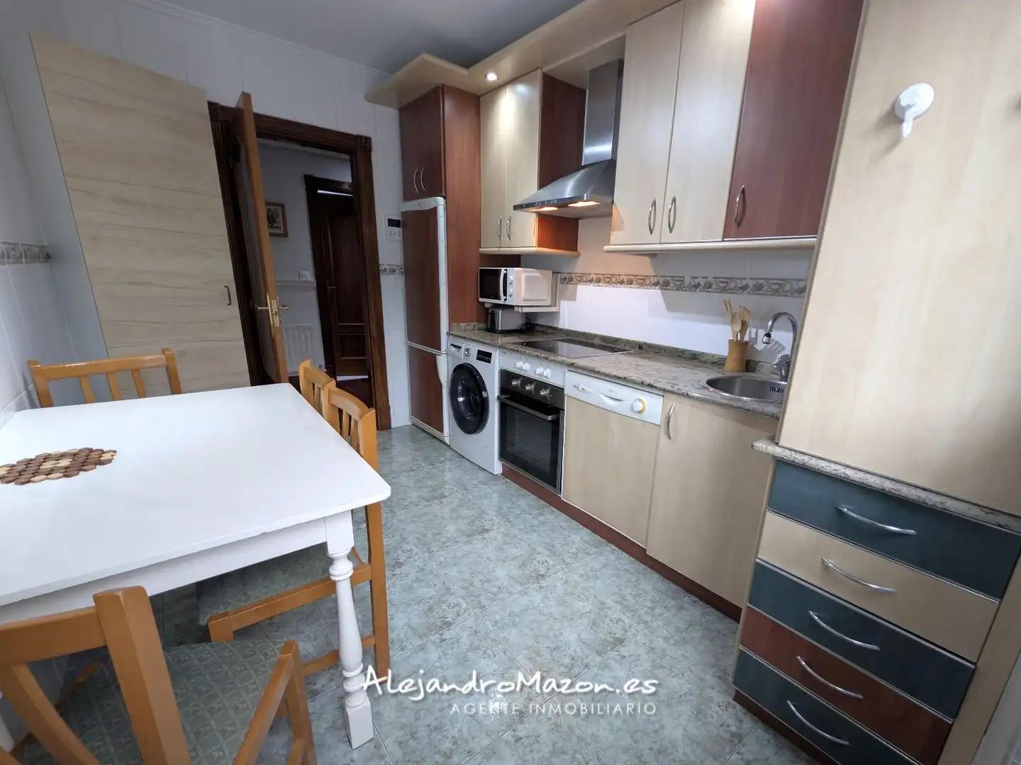 Kitchen of Flat for rent in Castro-Urdiales  with Heating, Terrace and Swimming Pool