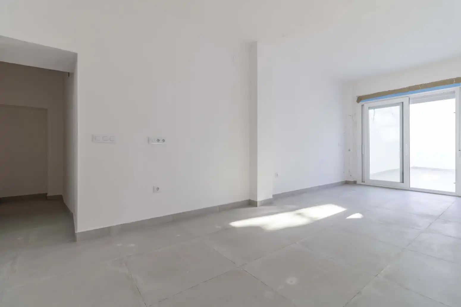 Casa adosada en venta en Salteras