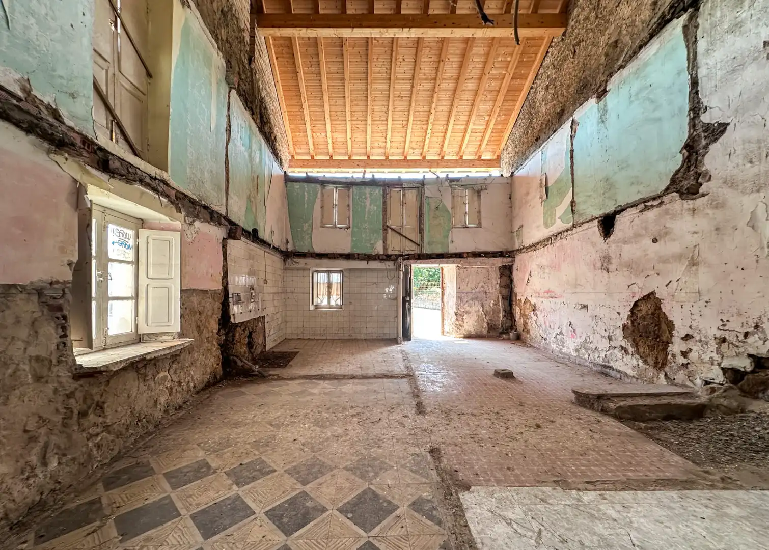 Casa adosada en venda en Castañeda amb Jardí privat