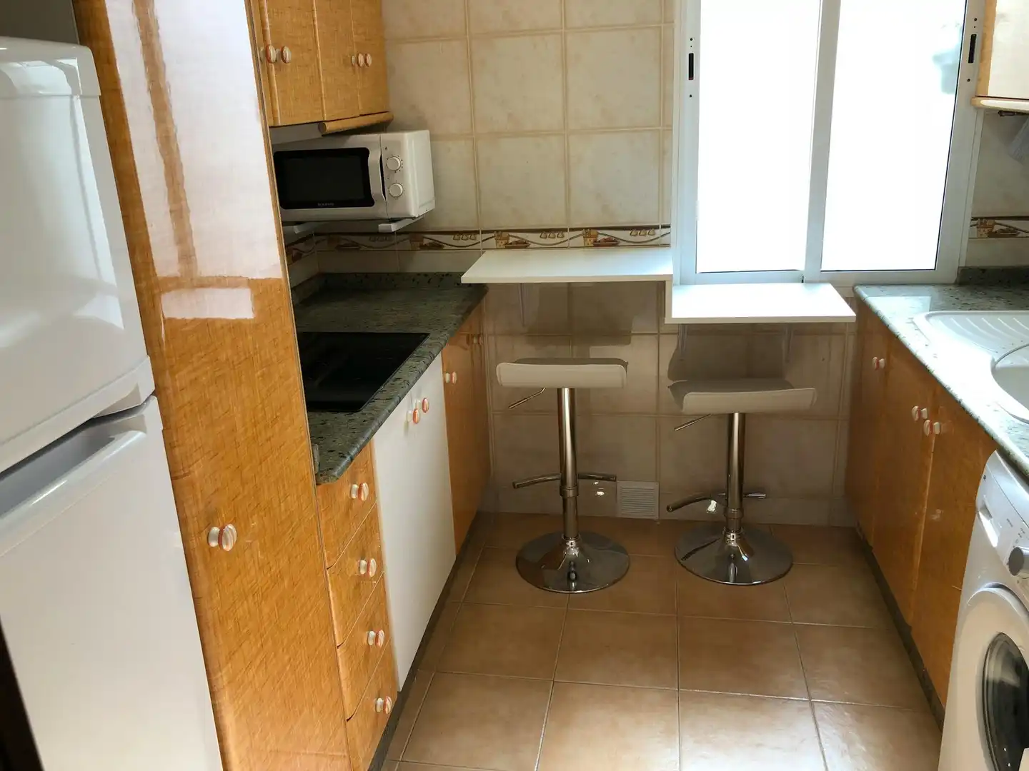 Cocina de Piso para compartir en Valencia con Calefacción, Lavadora y Internet