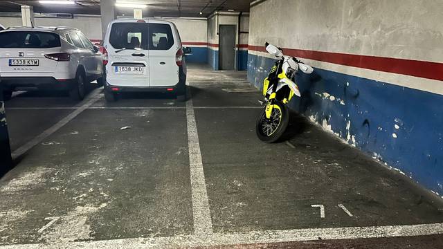 Garaje en Venta en Navas