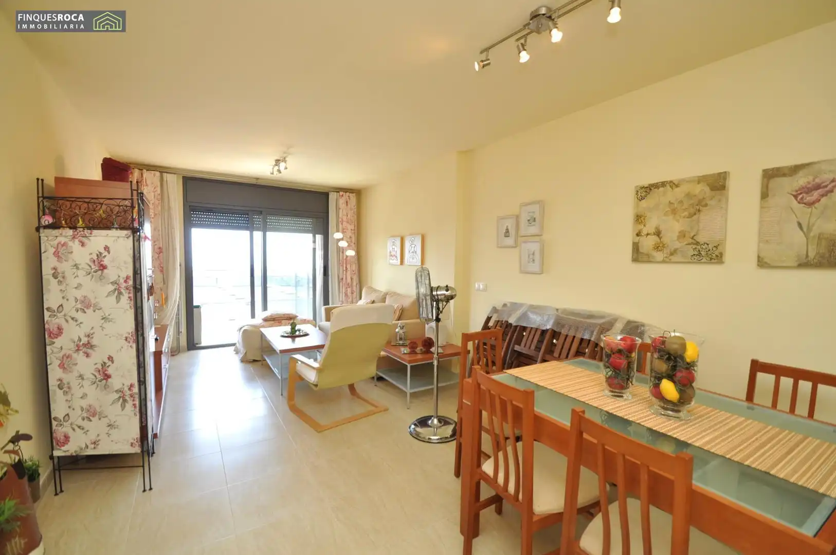 Wohnzimmer von Dachboden zum Verkauf in La Ràpita mit Klimaanlage, Terrasse und Gemeinschaftspool
