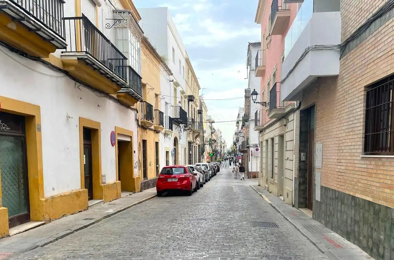 Vista exterior de Pis en venda en El Puerto de Santa María amb Terrassa i Moblat