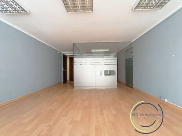 Oficina amb ascensor de lloguer a Barcelona