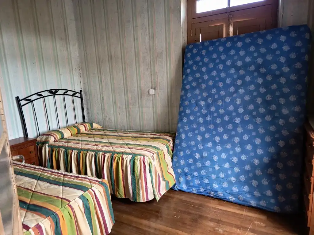 Dormitori de Casa o xalet en venda en Llanera amb Moblat