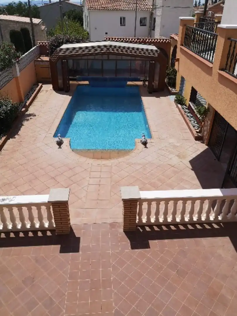 Piscina de Casa o xalet en venda en Roses amb Aire condicionat, Calefacció i Terrassa