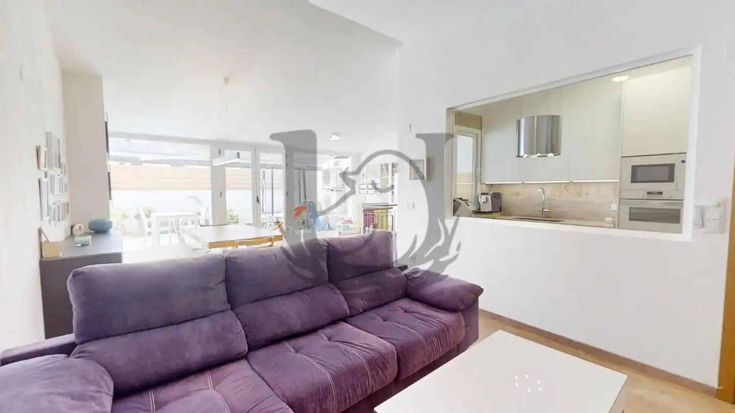 Living room of Attic for sale in Silla  with Air Conditioner, Heating and Terrace