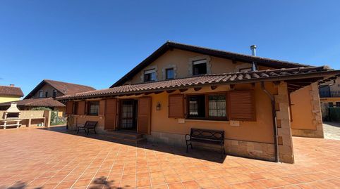 Foto 3 de Casa o chalet en venta en La Vendimia, Bárcena de Cicero, Cantabria