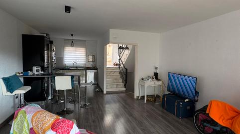 Foto 4 de Casa adosada en venda a Les Botigues de Sitges, Barcelona