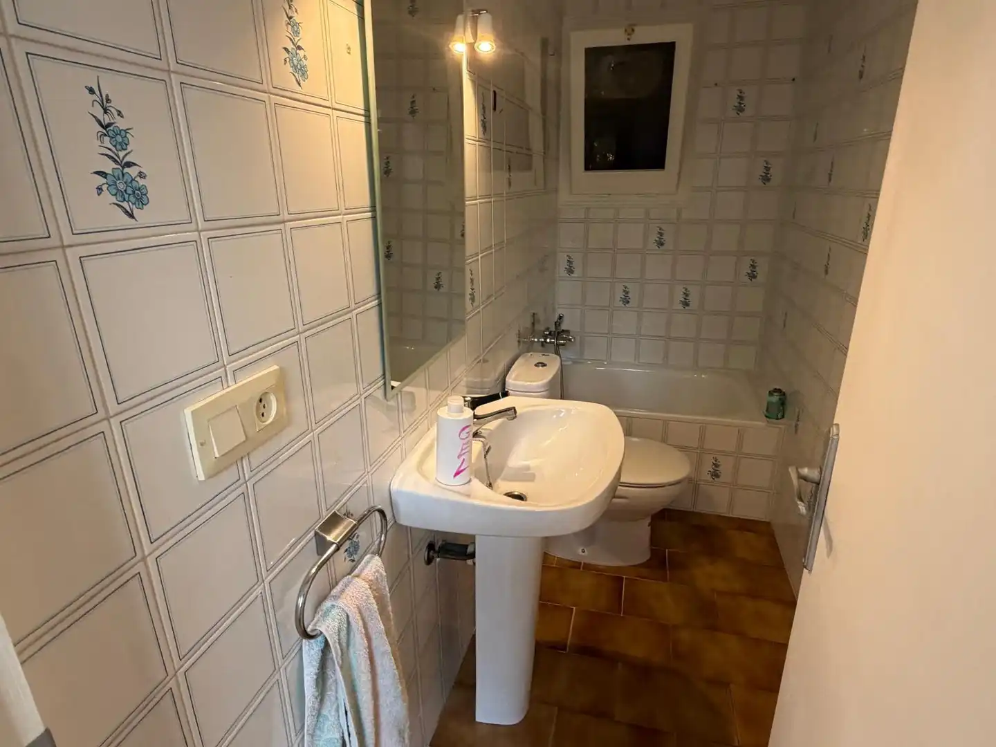 Baño de Apartamento en venta en Roses con Calefacción, Terraza y Trastero