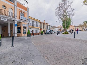 Local comercial en venda a Plaza alta