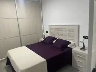 Habitación de Piso de alquiler en Las Palmas de Gran Canaria con Aire acondicionado, Parquet y Amueblado