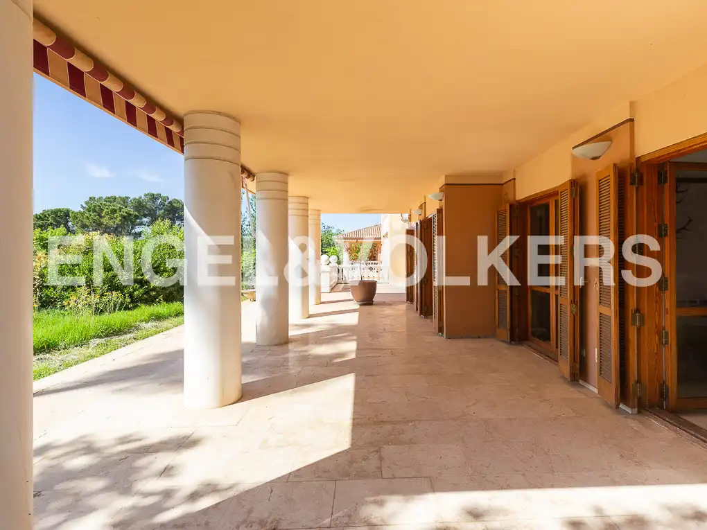 Houses for sale in Ontinyent  with Air Conditioner, Heating and Private garden