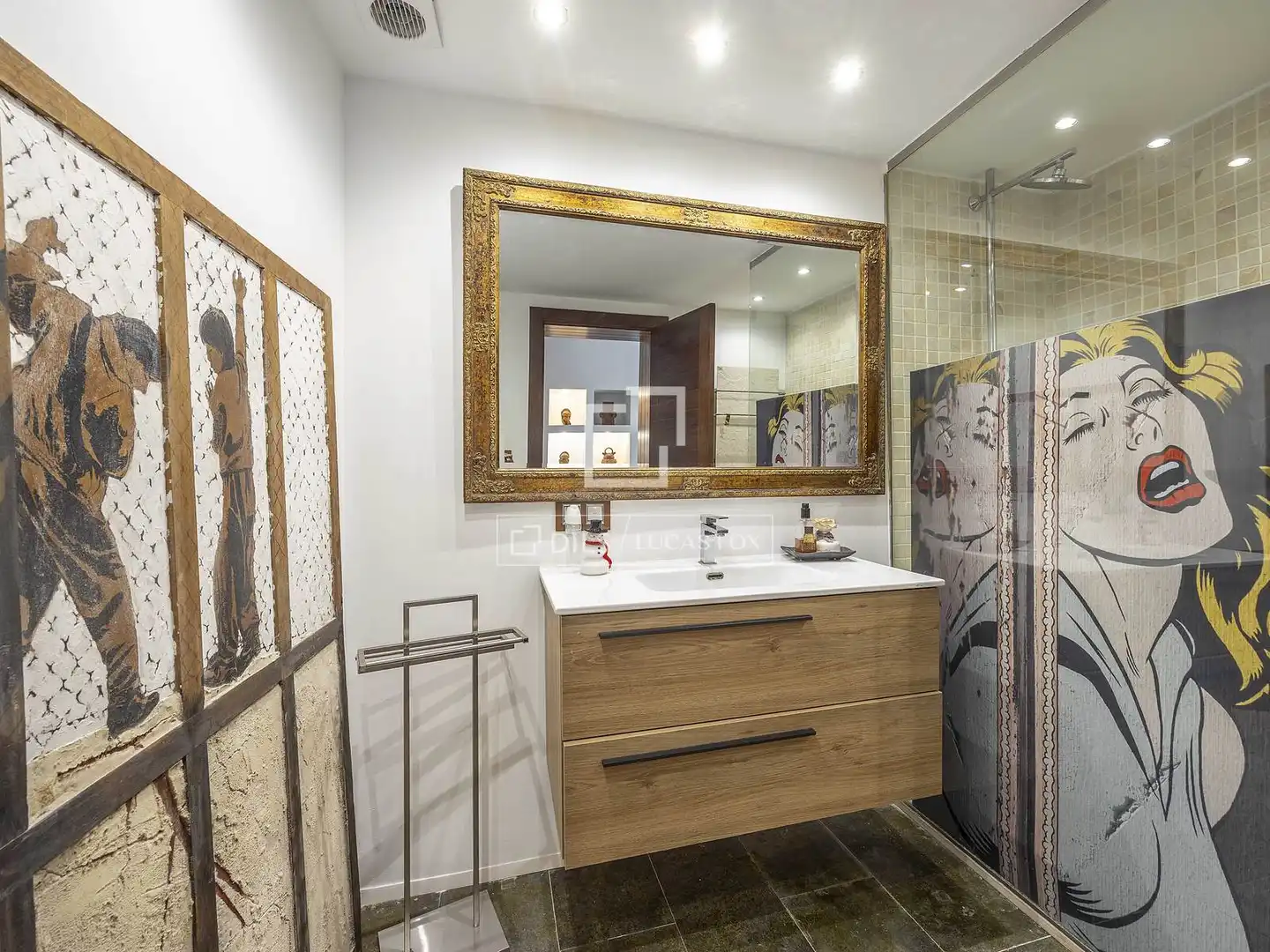 Badezimmer von Dachboden zum Verkauf in Valencia del Ventoso mit Klimaanlage, Terrasse und Balkon