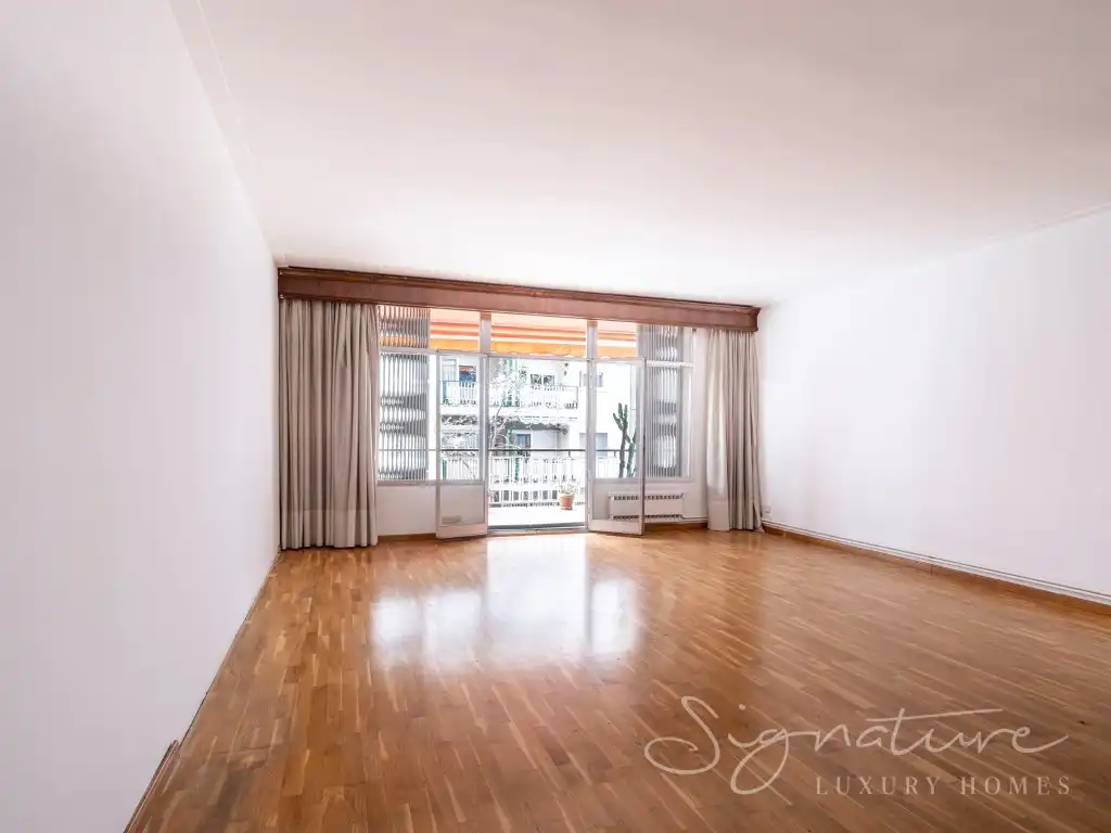 Sala d'estar de Pis en venda en Barcelona