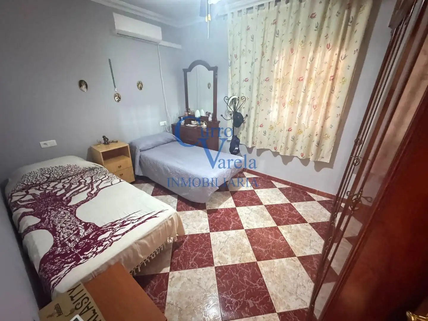 Habitación de Casa o chalet en venta en Dos Hermanas con Aire acondicionado, Calefacción y Terraza