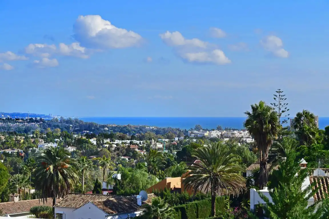 Casa con terraza en venta en Nueva Andalucía, imagen 2