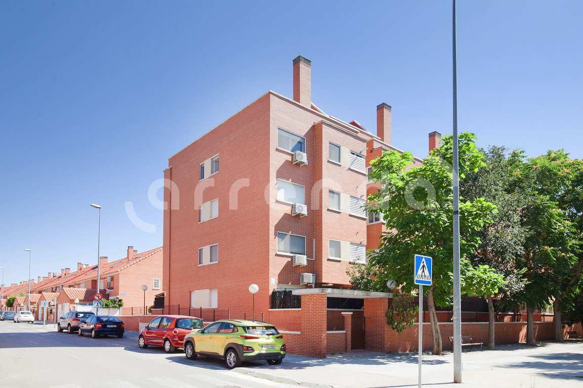 Piso de alquiler en Dragonera, 26, Estación