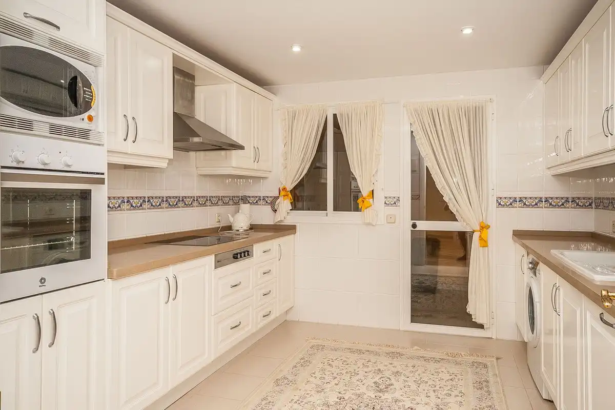 Flat for sale in Elviria - Cabopino, imagen 4