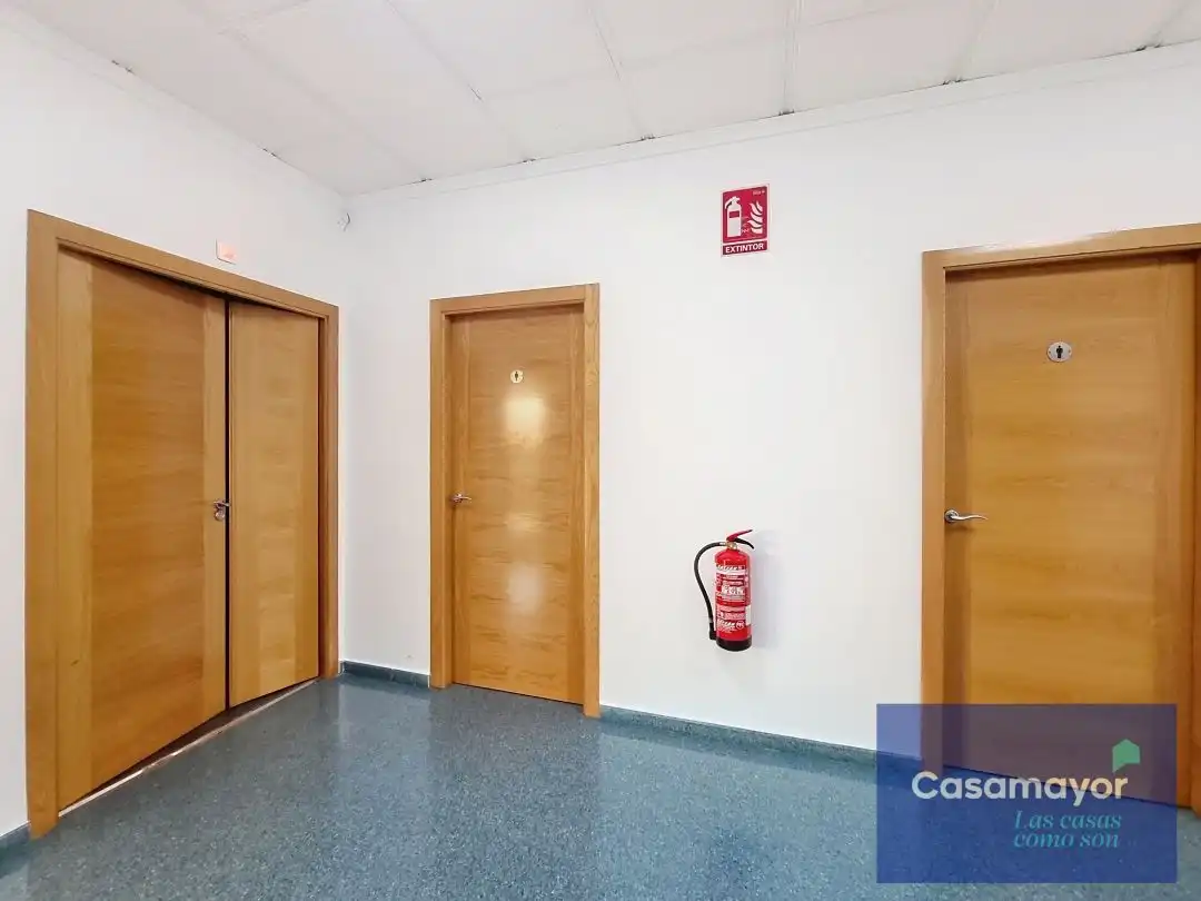 Nau industrial de lloguer a Villamontes - Boqueres