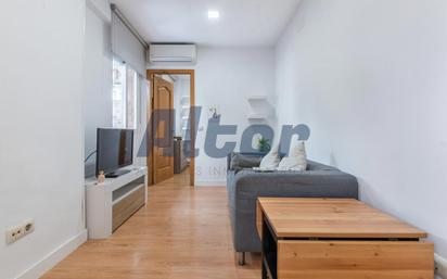 Bedroom of Flat for sale in  Madrid Capital  with Air Conditioner, Heating and Furnished