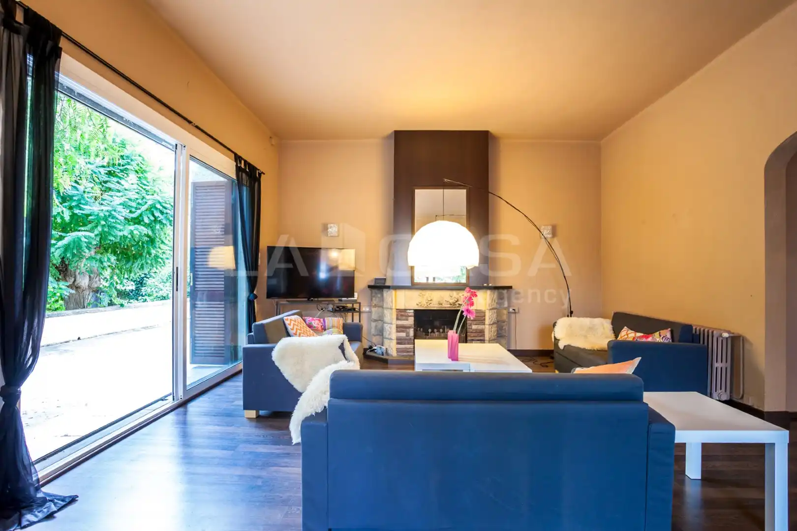 Living room of Houses for sale in Castelldefels  with Terrace