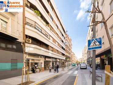Pis amb balcó en venda a Calle Calle Tejeiro