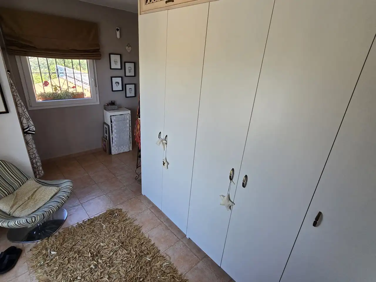 Dormitori de Casa o xalet en venda en Canillas de Aceituno amb Aire condicionat, Terrassa i Piscina