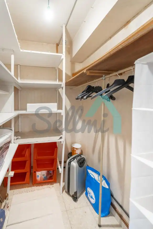 Schlafzimmer von Wohnung zur untervermieten in Oviedo  mit Heizung, Parkett und Terrasse