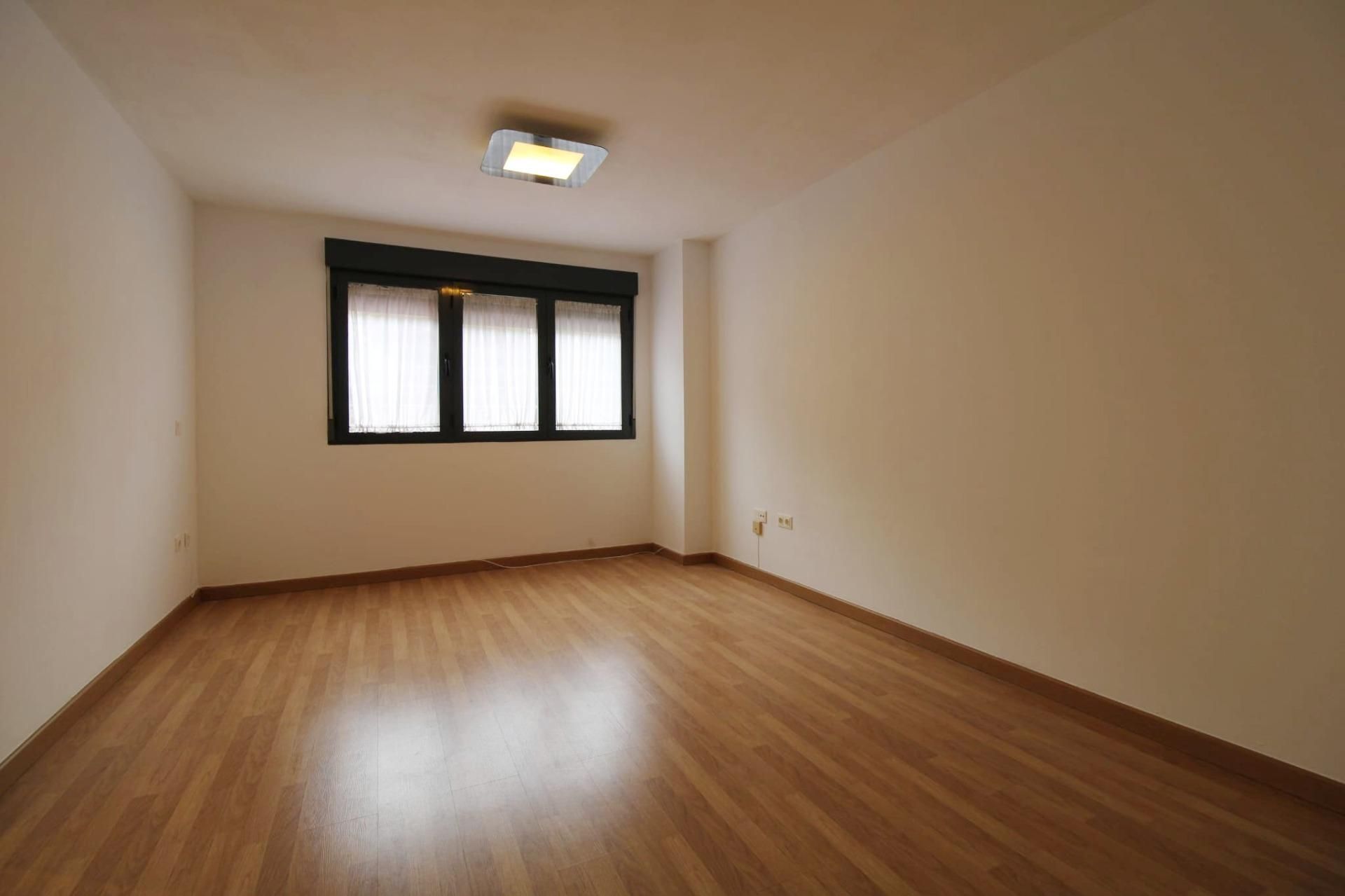 Flat for sale in Alicante / Alacant  with Heating and Storage room
