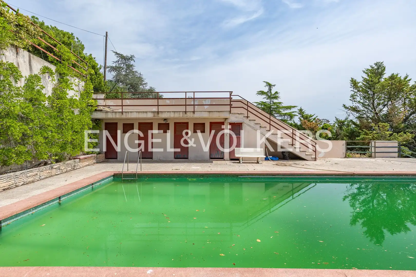 Piscina de Finca rústica en venda en Manresa amb Calefacció, Jardí privat i Terrassa