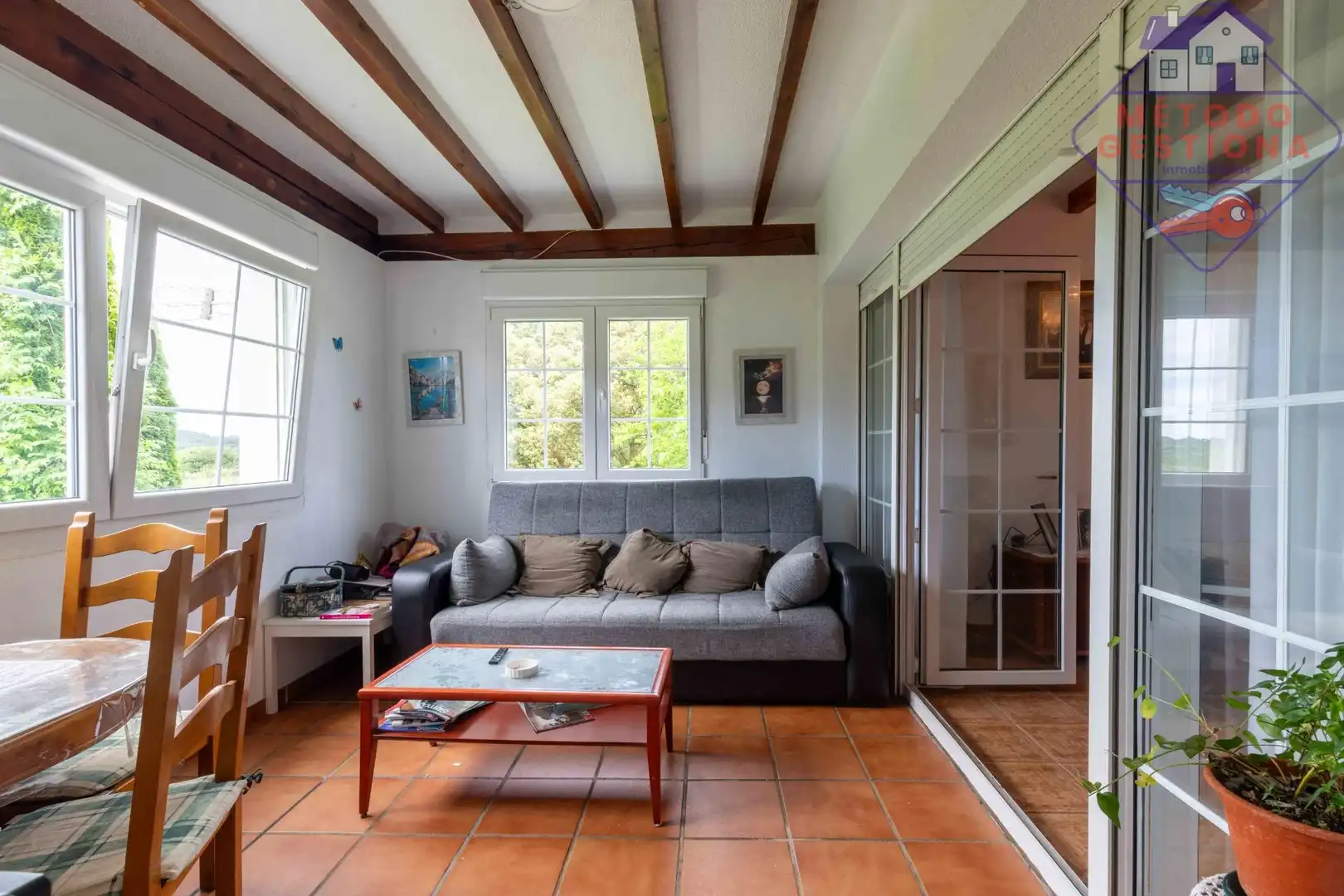 Sala de estar de Casa o chalet en venta en Santillana del Mar con Calefacción, Jardín privado y Terraza