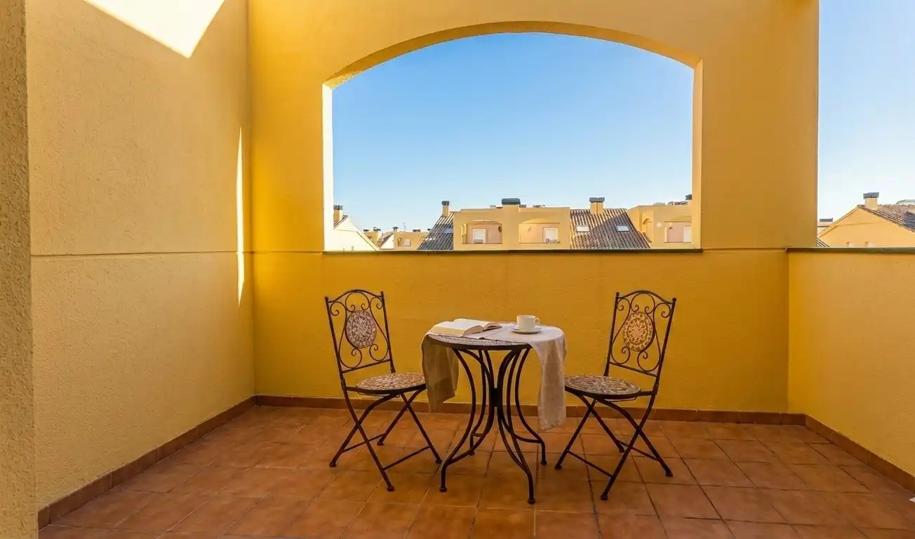 Terrassa de Casa adosada en venda en Sagunto / Sagunt amb Aire condicionat, Calefacció i Terrassa